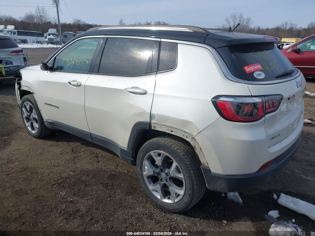2018 JEEP COMPASS 3C4NJDCB7JT280723 Photo 2