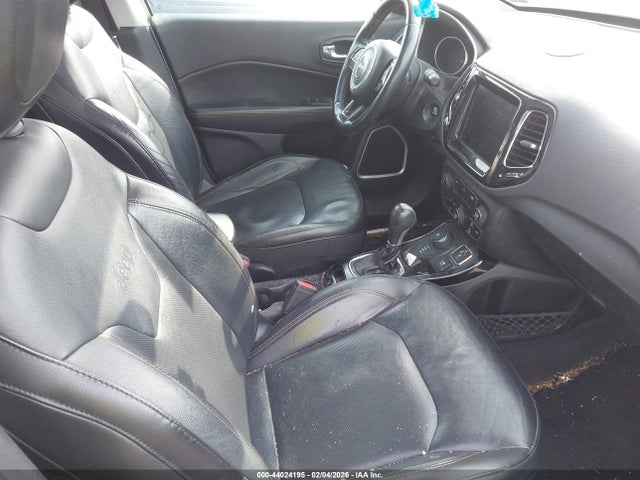 2018 JEEP COMPASS 3C4NJDCB7JT280723 Photo 4