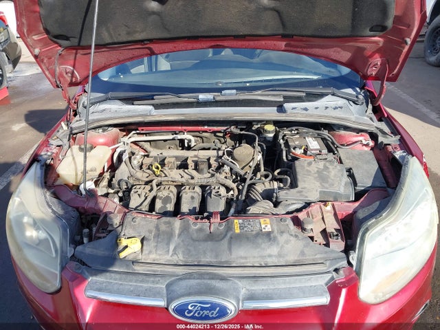 1FADP3F25EL390189 Ford FOCUS SE