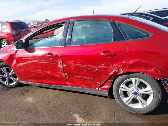 1FADP3F25EL390189 Ford FOCUS SE