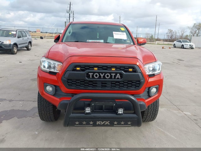 5TFAZ5CN2HX051484 Toyota Tacoma Sr5 V6