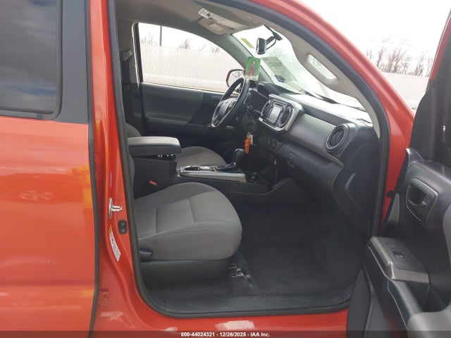 5TFAZ5CN2HX051484 Toyota Tacoma Sr5 V6