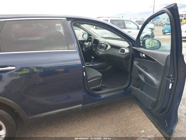 Продаж на аукціоні авто 2019 Kia Sorento 3.3l Lx, vin: 5XYPGDA5XKG489922, номер лоту: 44024327