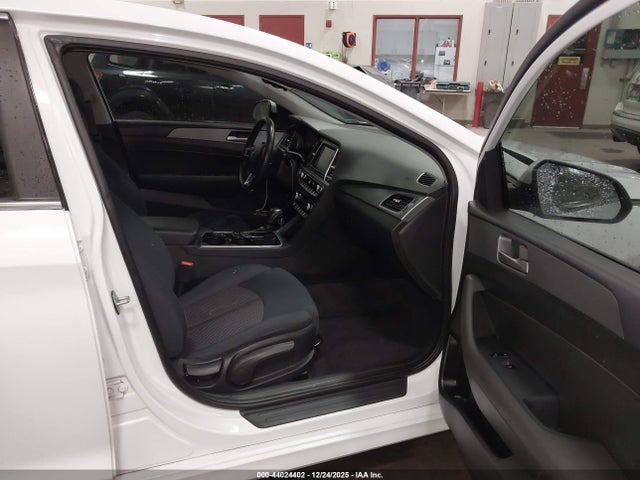 5NPE34AF0JH656940 Hyundai SONATA SEL