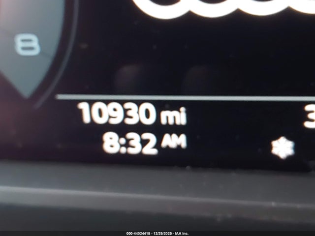 44024415 :رقم المزاد ، WA1EECF32R1144063 vin ، 2024 Audi Q3 Premium Plus 45 Tfsi S Line Quattro Tiptronic مزاد بيع
