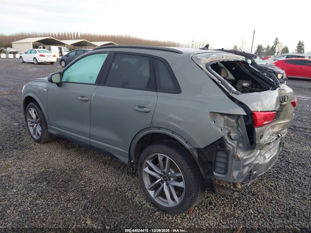 2024 AUDI Q3 WA1EECF32R1144063 Photo 2