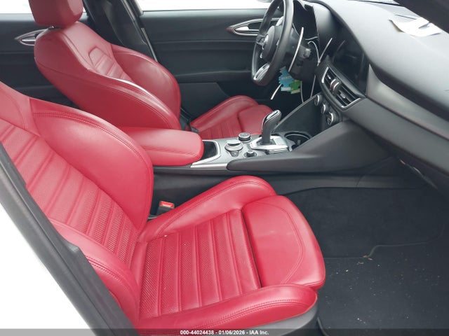 2023 ALFA ROMEO GIULIA ZARFANBN0P7669101 Photo 4