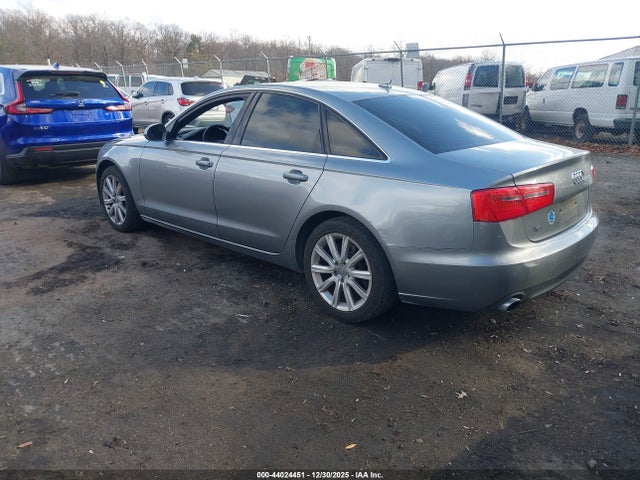 2014 AUDI A6 WAUGFAFC7EN140090 Photo 2
