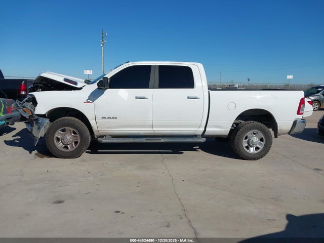 3C6UR5DL0KG624458 RAM 2500 Big Horn 4x4 6&#039;4 Box