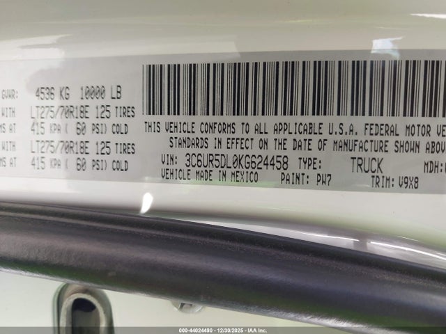 3C6UR5DL0KG624458 RAM 2500 Big Horn 4x4 6&#039;4 Box