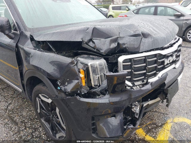 5XYP64GC3SG591250 KIA Telluride S
