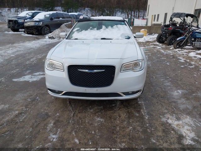 Aukcja sprzedaży 2017 Chrysler 300 Limited Awd, vin: 2C3CCARG5HH648620, numer aukcji: 44024557