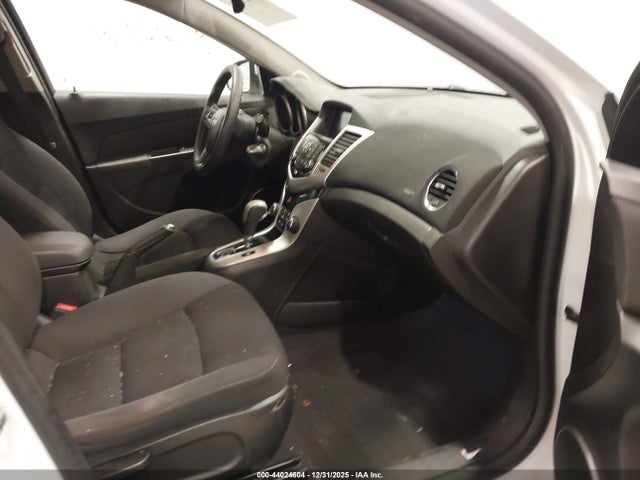 Chevrolet Cruze 1lt Auto 2015 1G1PC5SB5F7107880 Image 5