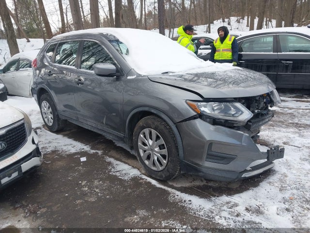 2018 Nissan Rogue S მანქანა იყიდება აუქციონზე, vin: KNMAT2MV7JP552701, აუქციონის ნომერი: 44024619