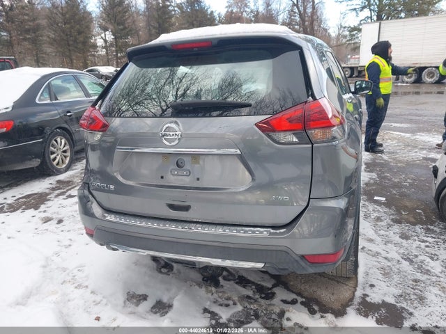 2018 Nissan Rogue S მანქანა იყიდება აუქციონზე, vin: KNMAT2MV7JP552701, აუქციონის ნომერი: 44024619