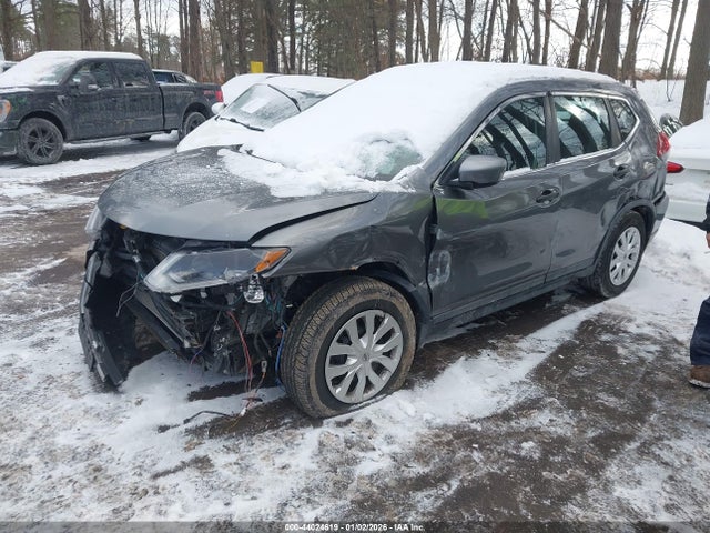 2018 Nissan Rogue S მანქანა იყიდება აუქციონზე, vin: KNMAT2MV7JP552701, აუქციონის ნომერი: 44024619