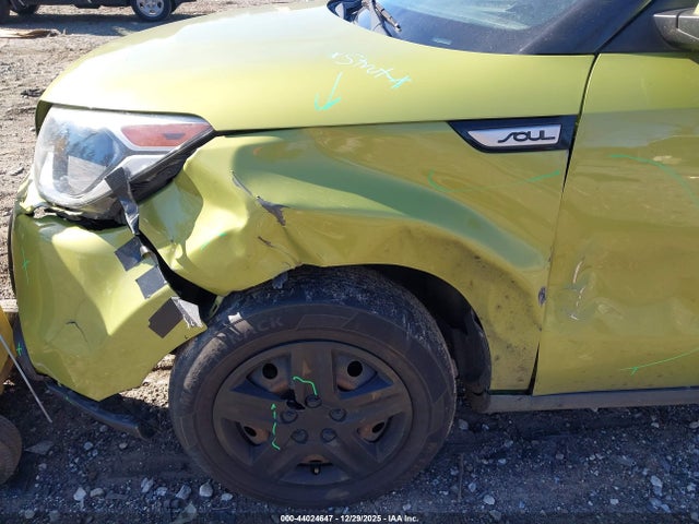 KNDJN2A22F7814538 KIA Soul