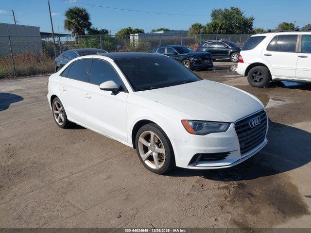 2016 AUDI A3 WAUA7GFF8G1004044 Photo 0