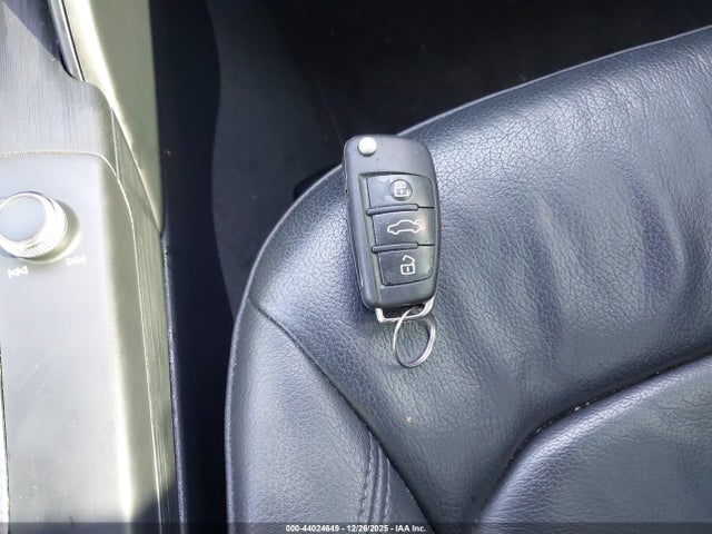 2016 AUDI A3 WAUA7GFF8G1004044 Photo 10