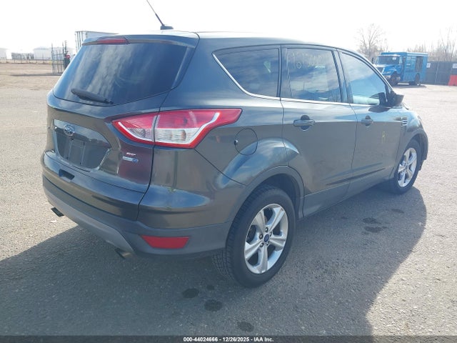 44024666 :رقم المزاد ، 1FMCU9G94FUA52268 vin ، 2015 Ford Escape Se مزاد بيع