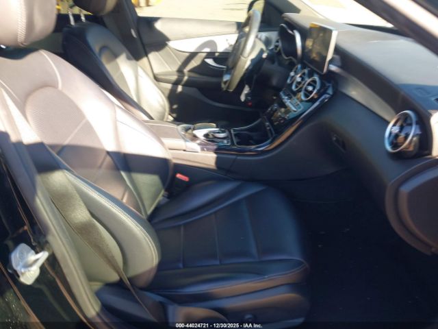 2016 MERCEDES-BENZ C 300 55SWF4KB7GU100539 Photo 4