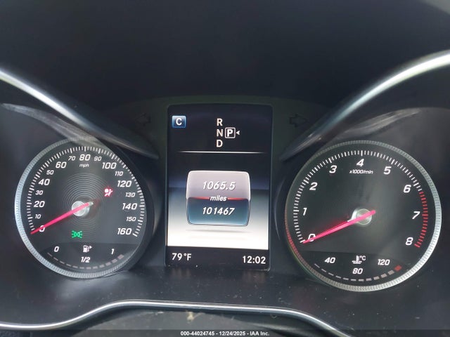 55SWF4KB0FU030722 Mercedes-Benz C 300 Luxury 4matic