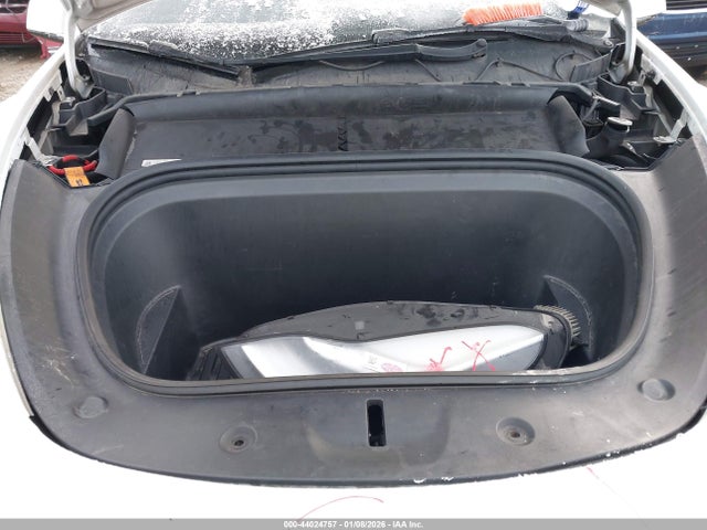 2022 TESLA MODEL Y 7SAYGDEE2NF438122 Photo 9