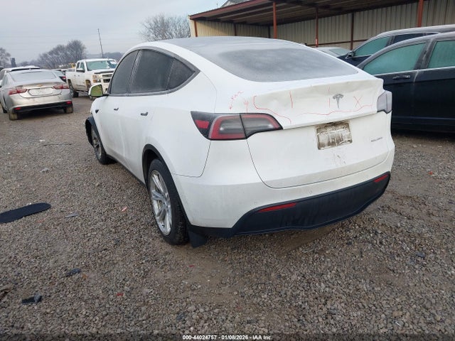 2022 TESLA MODEL Y 7SAYGDEE2NF438122 Photo 2