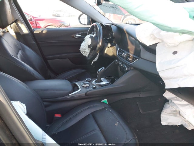 2021 ALFA ROMEO GIULIA ZARFANBN8M7644328 Photo 4