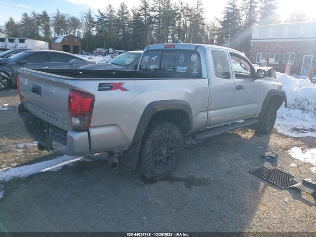 3TYSZ5AN2NT084255 Toyota Tacoma Sr V6