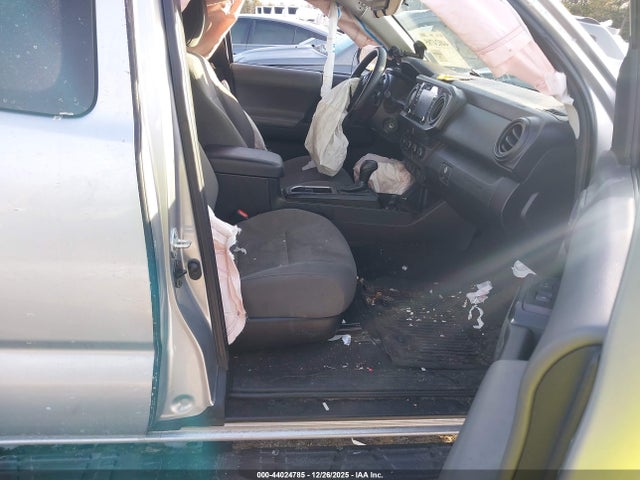 3TYSZ5AN2NT084255 Toyota Tacoma Sr V6