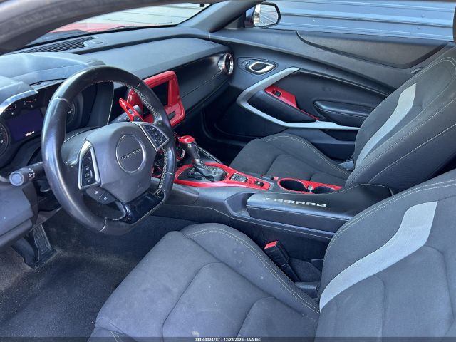 2019 CHEVROLET CAMARO 1G1FB1RS4K0154477 Photo 4