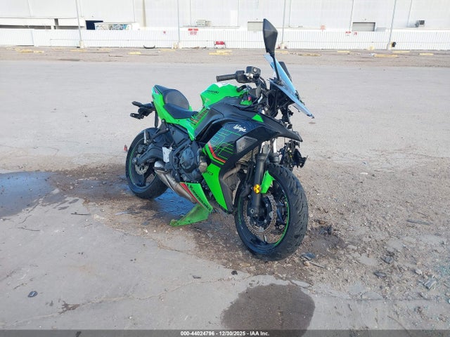 2024 KAWASAKI EX650 ML5EXEP10RDAC5797