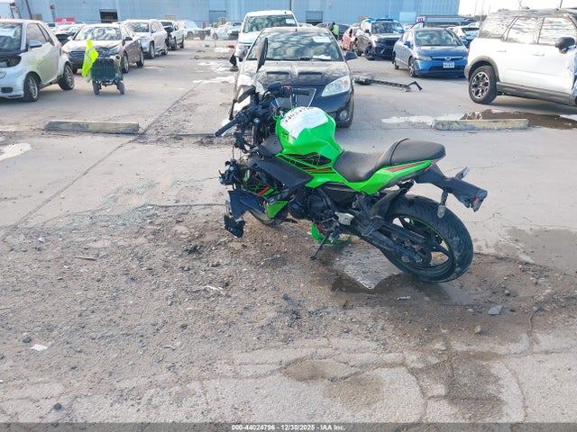 2024 KAWASAKI EX650 ML5EXEP10RDAC5797 Photo 2