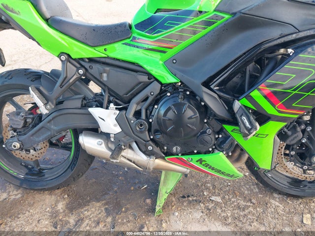 2024 KAWASAKI EX650 ML5EXEP10RDAC5797 Photo 7