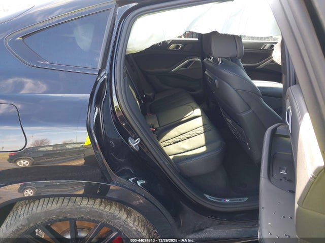 2021 BMW X6 5UXCY6C04M9E35207 Photo 7