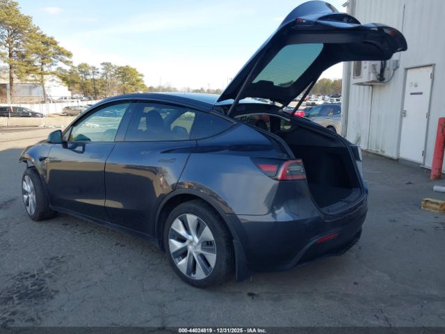 2024 TESLA MODEL Y 7SAYGDEE5RA288283 Photo 2