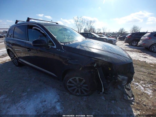 2017 AUDI Q7 WA1LAAF76HD058486 Photo 0