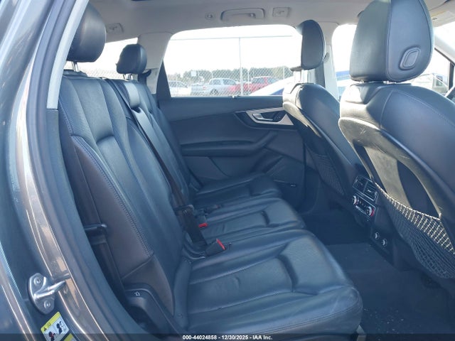 2019 AUDI Q7 WA1LHAF7XKD031830 Photo 7