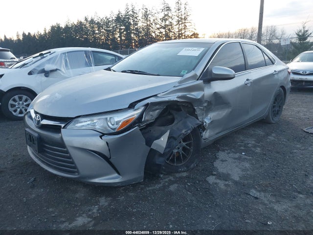 Toyota CAMRY LE 2017 4T1BF1FKXHU780336 Image 2