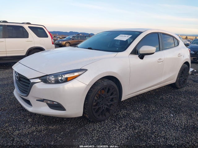 3MZBN1L38JM222822 Mazda Mazda3 Touring
