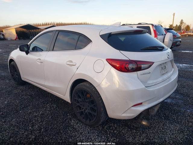 3MZBN1L38JM222822 Mazda Mazda3 Touring