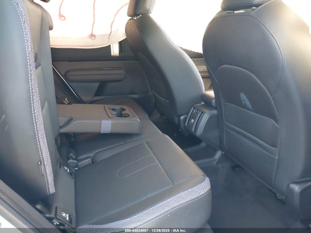 2025 MINI COUNTRYMAN WMZ23GA07S7R00119 Photo 7