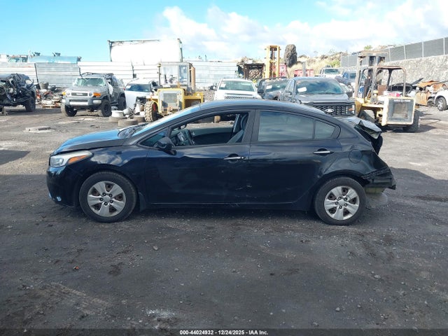 Продаж на аукціоні авто 2017 Kia Forte Lx, vin: 3KPFL4A76HE055088, номер лоту: 44024932
