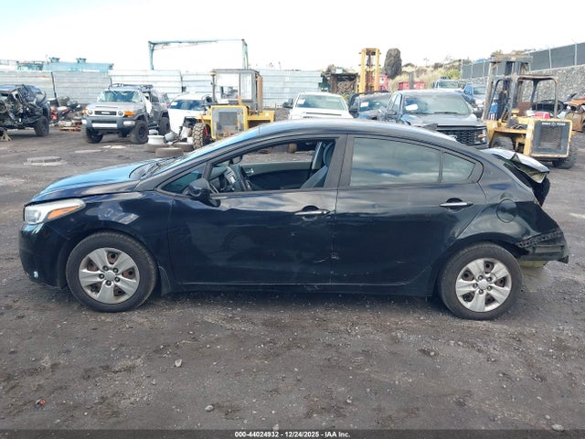 Продаж на аукціоні авто 2017 Kia Forte Lx, vin: 3KPFL4A76HE055088, номер лоту: 44024932