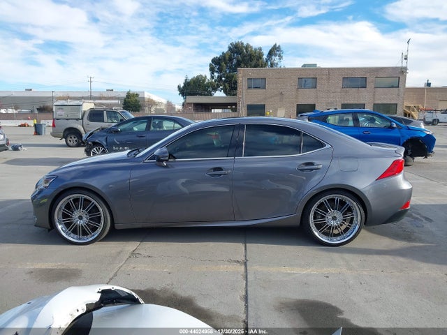 JTHBA1D27K5086337 Lexus IS 300