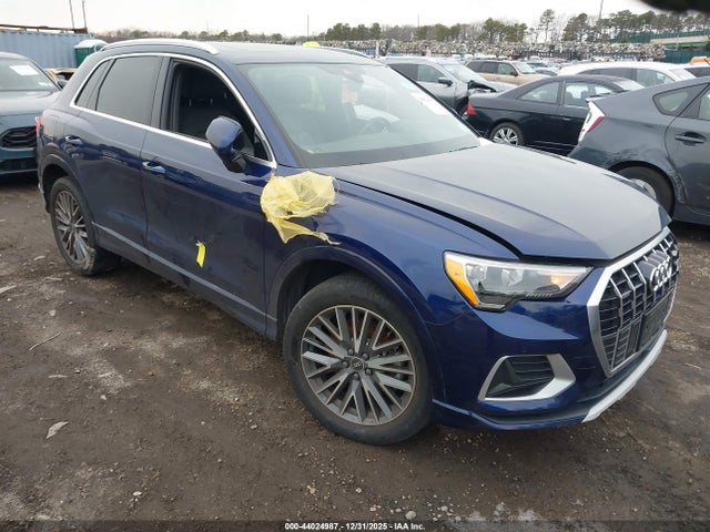 Продаж на аукціоні авто 2021 Audi Q3 Premium 40 Tfsi Quattro Tiptronic, vin: WA1AUCF34M1070834, номер лоту: 44024987