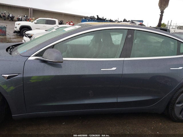 Tesla MODEL 3 2018 5YJ3E1EA2JF158963 Image 14