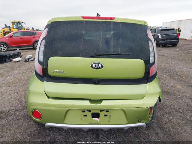 KIA SOUL + 2018 KNDJP3A59J7893242 Image 17