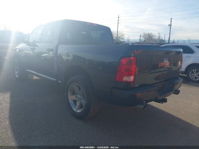 2014 RAM 1500 3C6RR7KTXEG292800 Photo 2